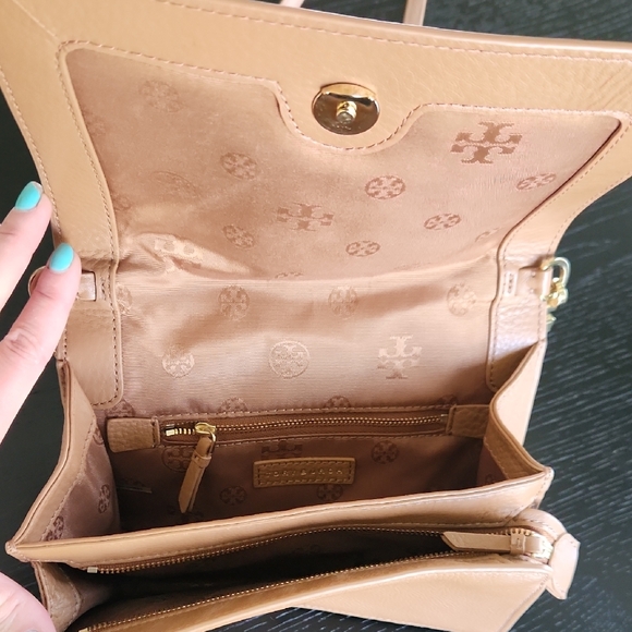 Tory Burch Tan Leather Crossbody Bag - Picture 4 of 10